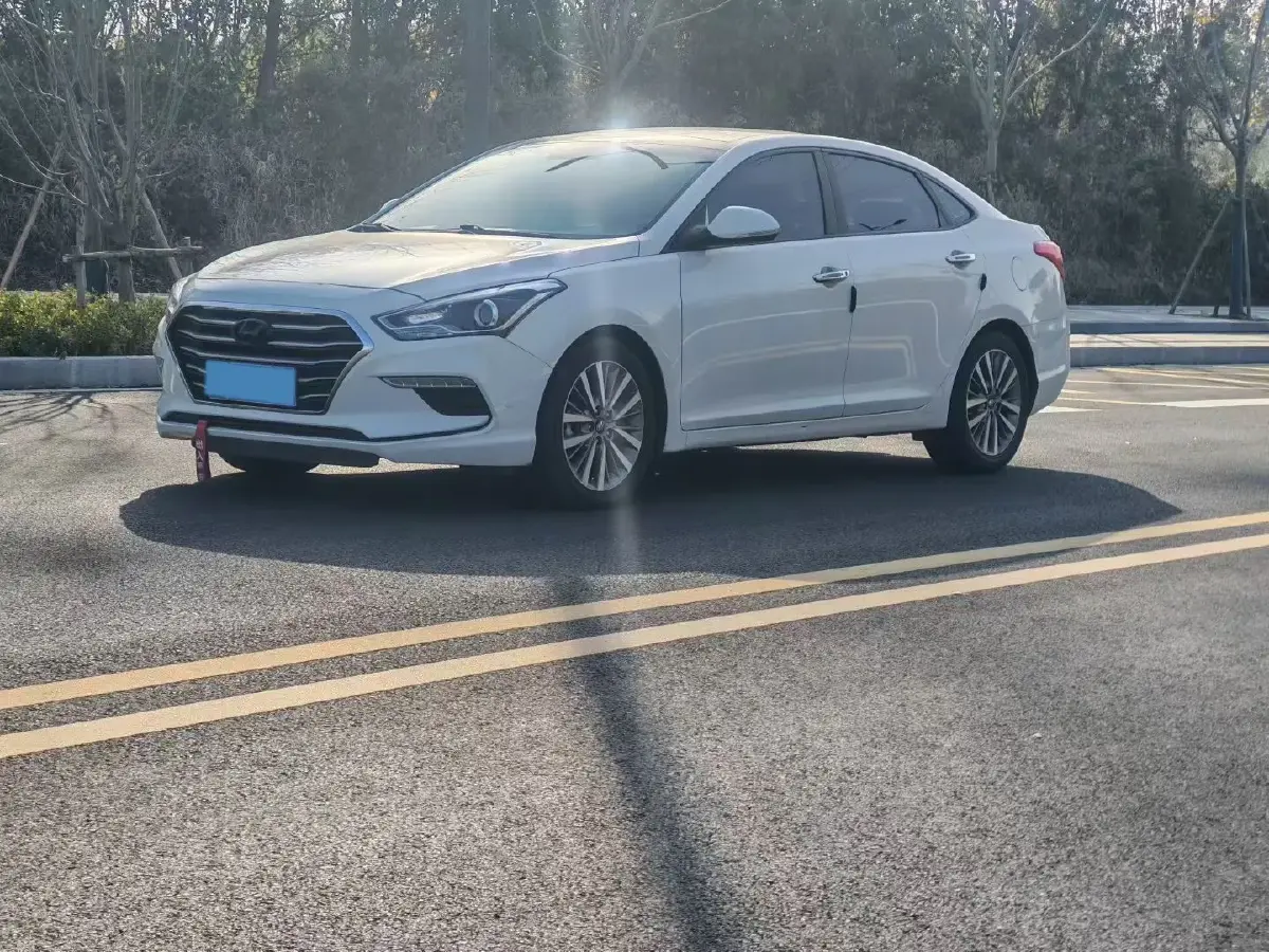 2019 Hyundai Mistra 1.8L 143HP L4 6AT