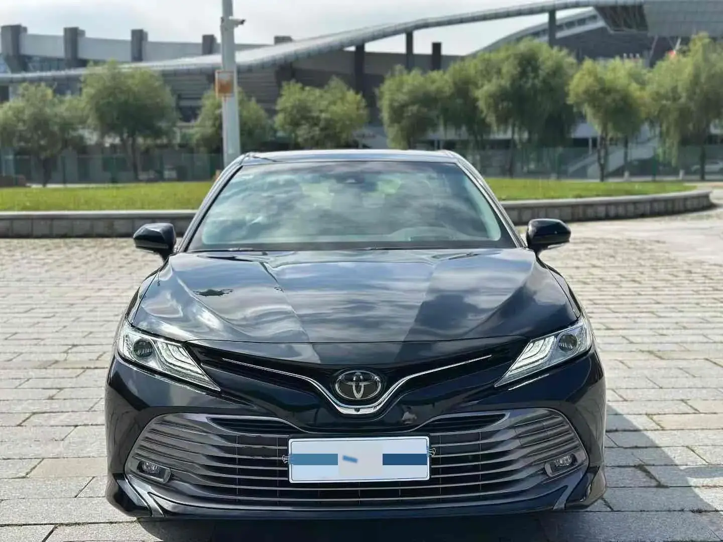 2019 TOYOTA CAMRY thumbnail 2