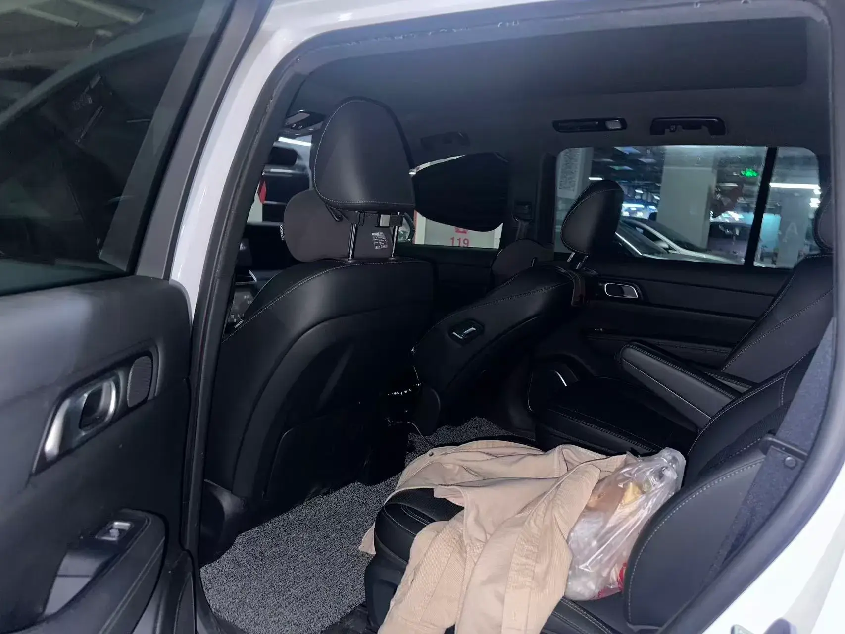 2021 LI ONE thumbnail 4