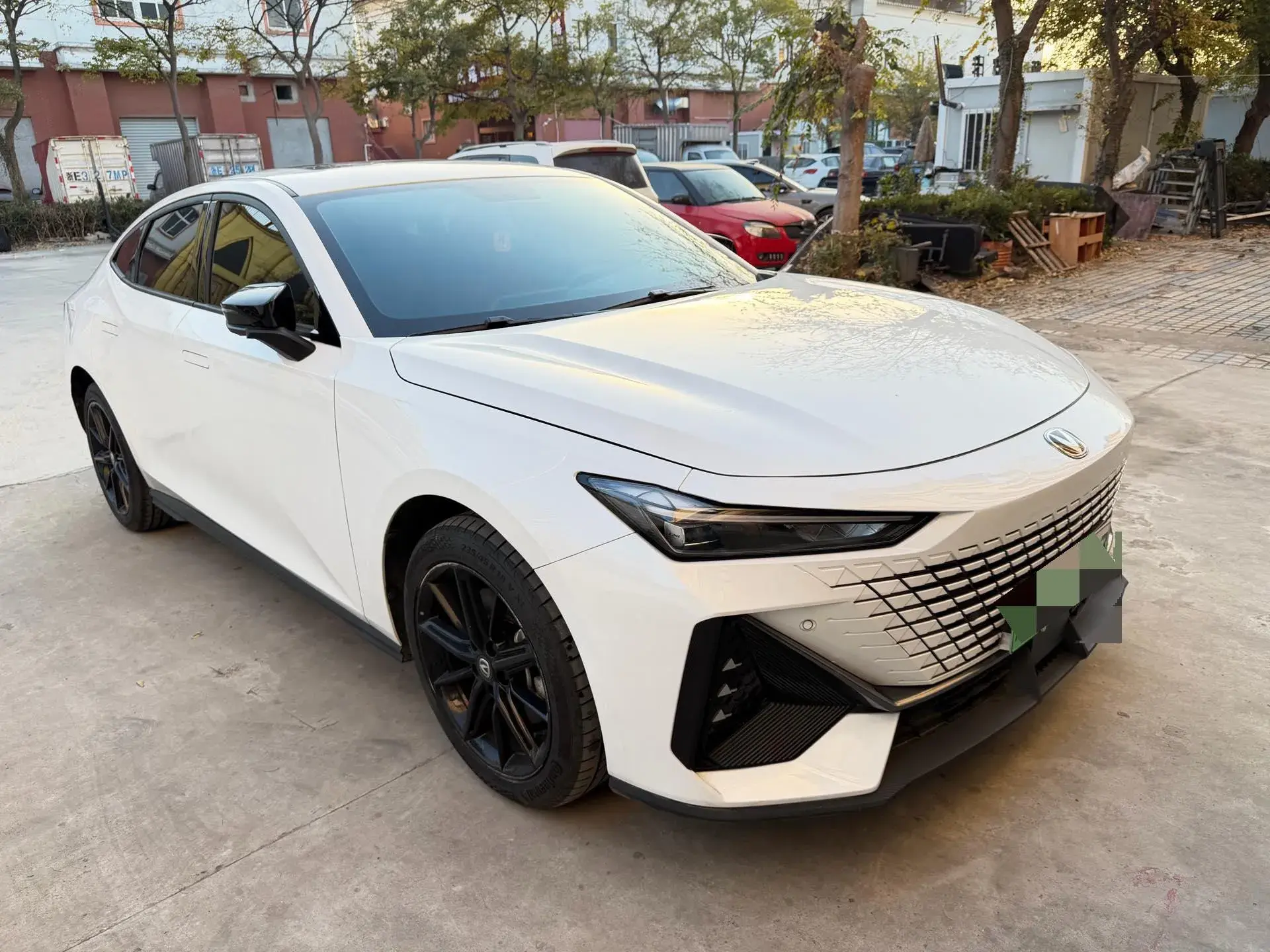 2023 CHANGAN UNI-V thumbnail 3