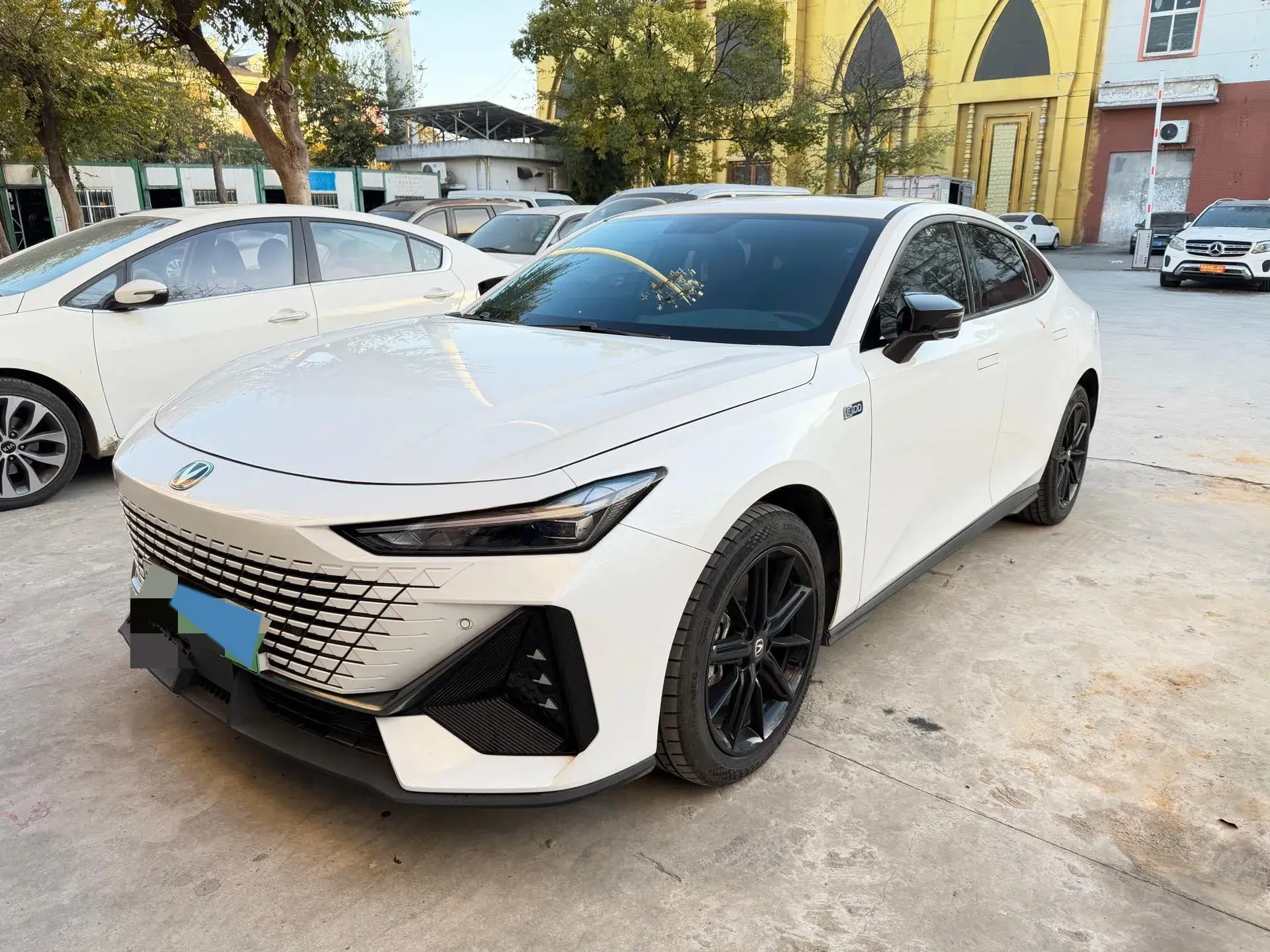 2023 CHANGAN UNI-V view 1