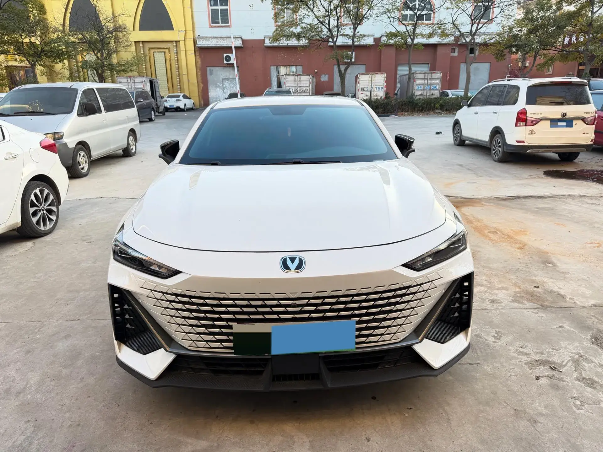 2023 CHANGAN UNI-V thumbnail 2