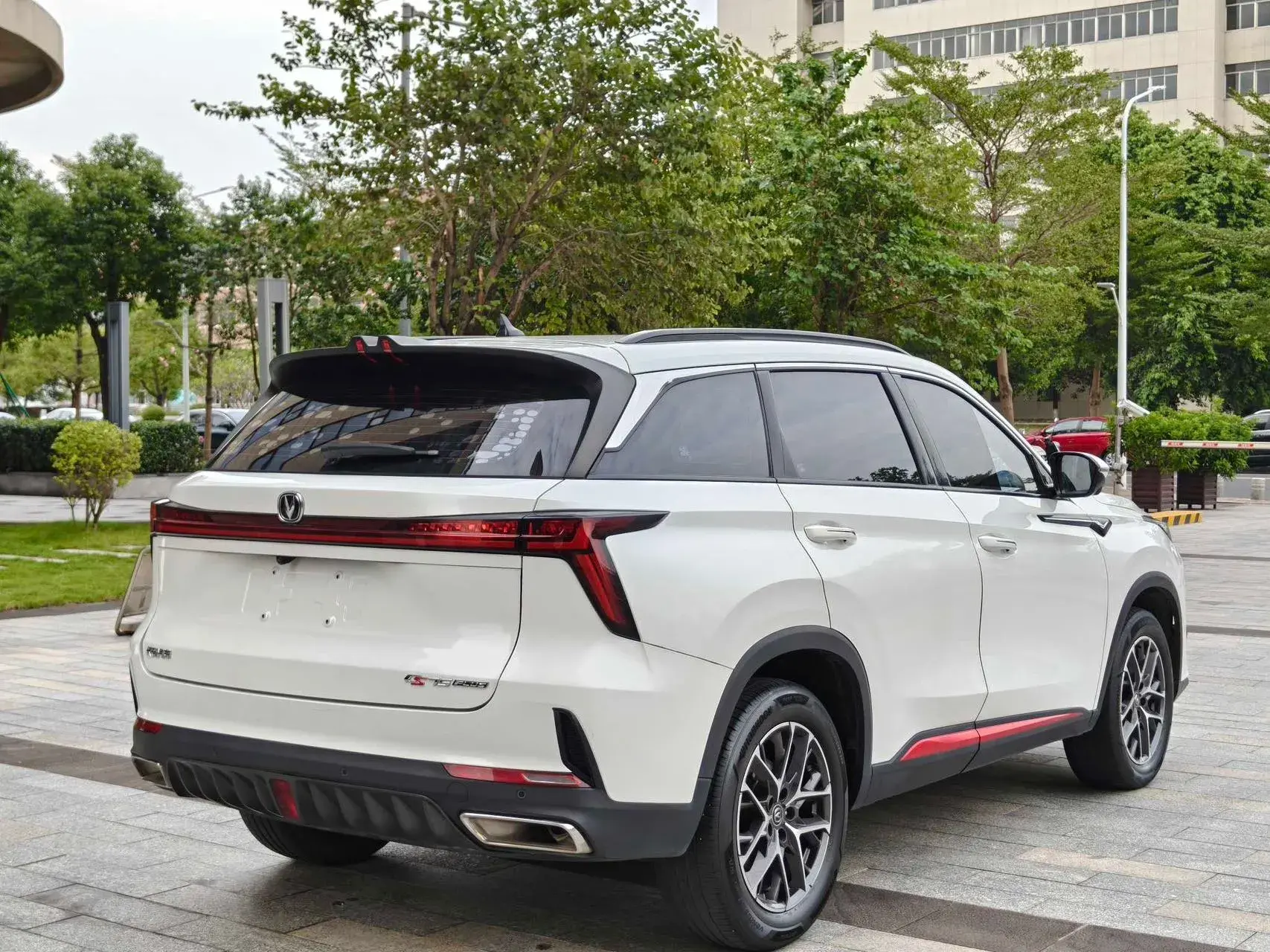 2022 CHANGAN CS75 thumbnail 4