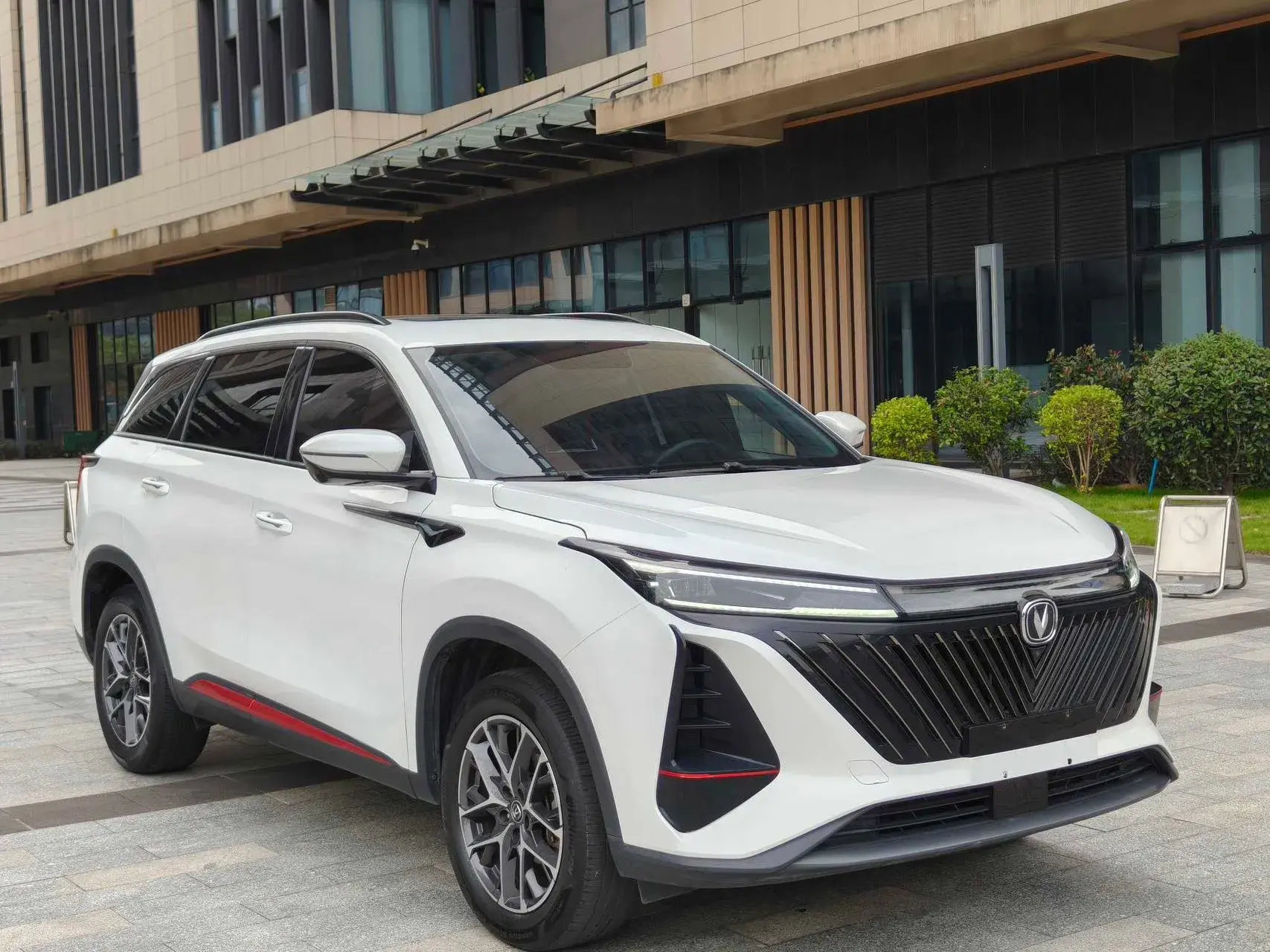 2022 CHANGAN CS75 thumbnail 3