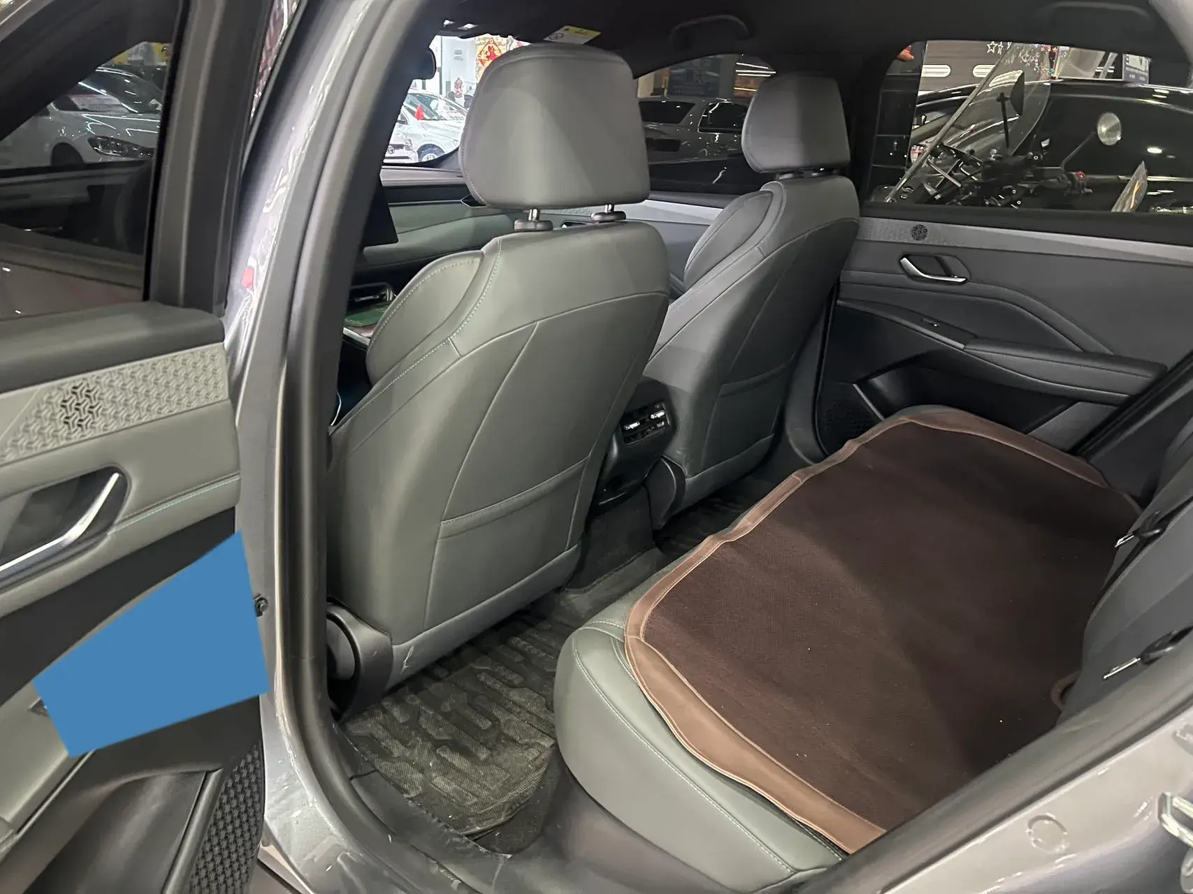 2025 BYD QIN thumbnail 3