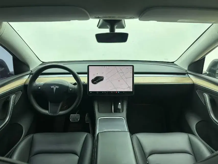 2022 TESLA MODEL thumbnail 4