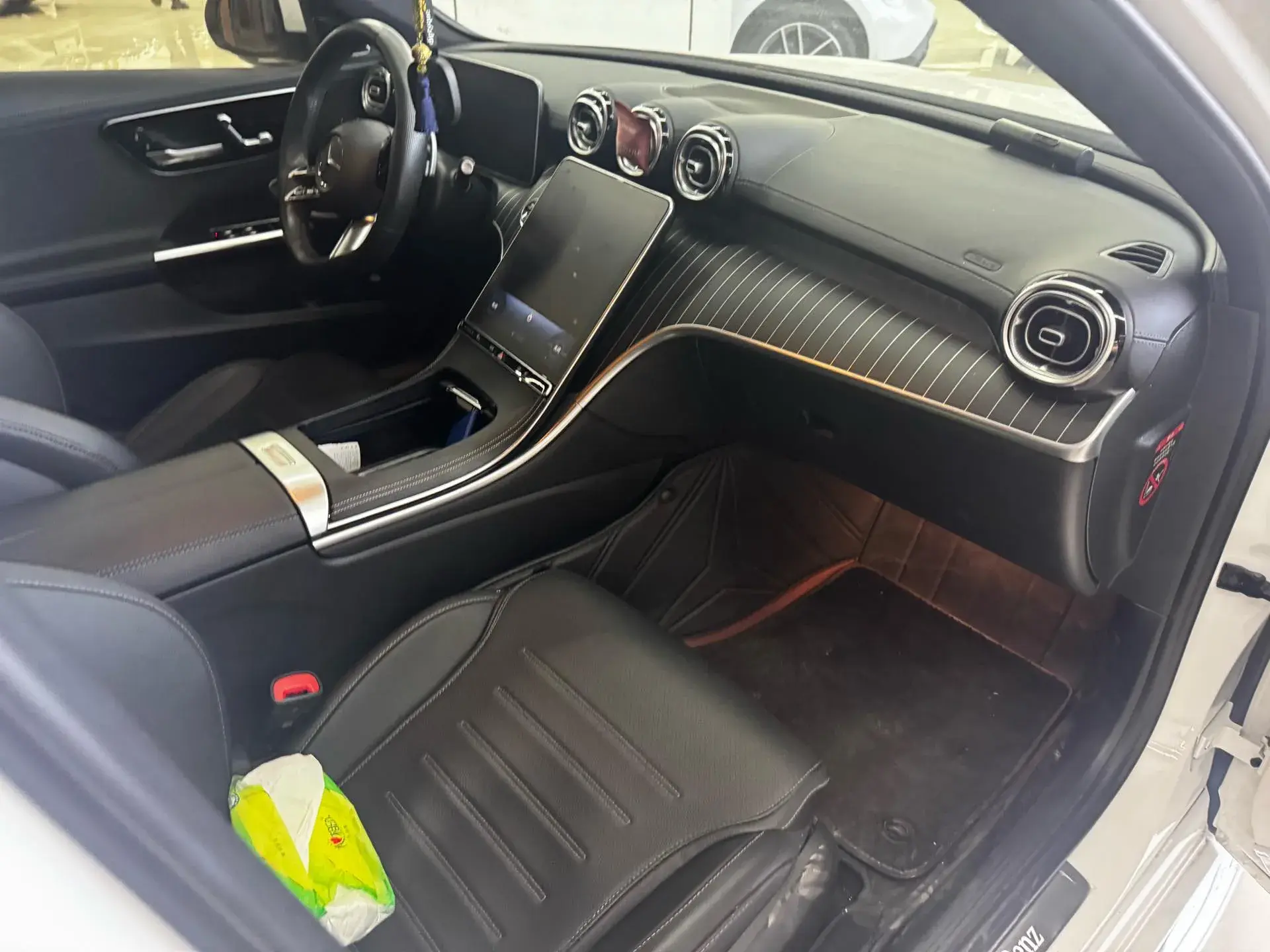 2023 MERCEDES-BENZ C thumbnail 3