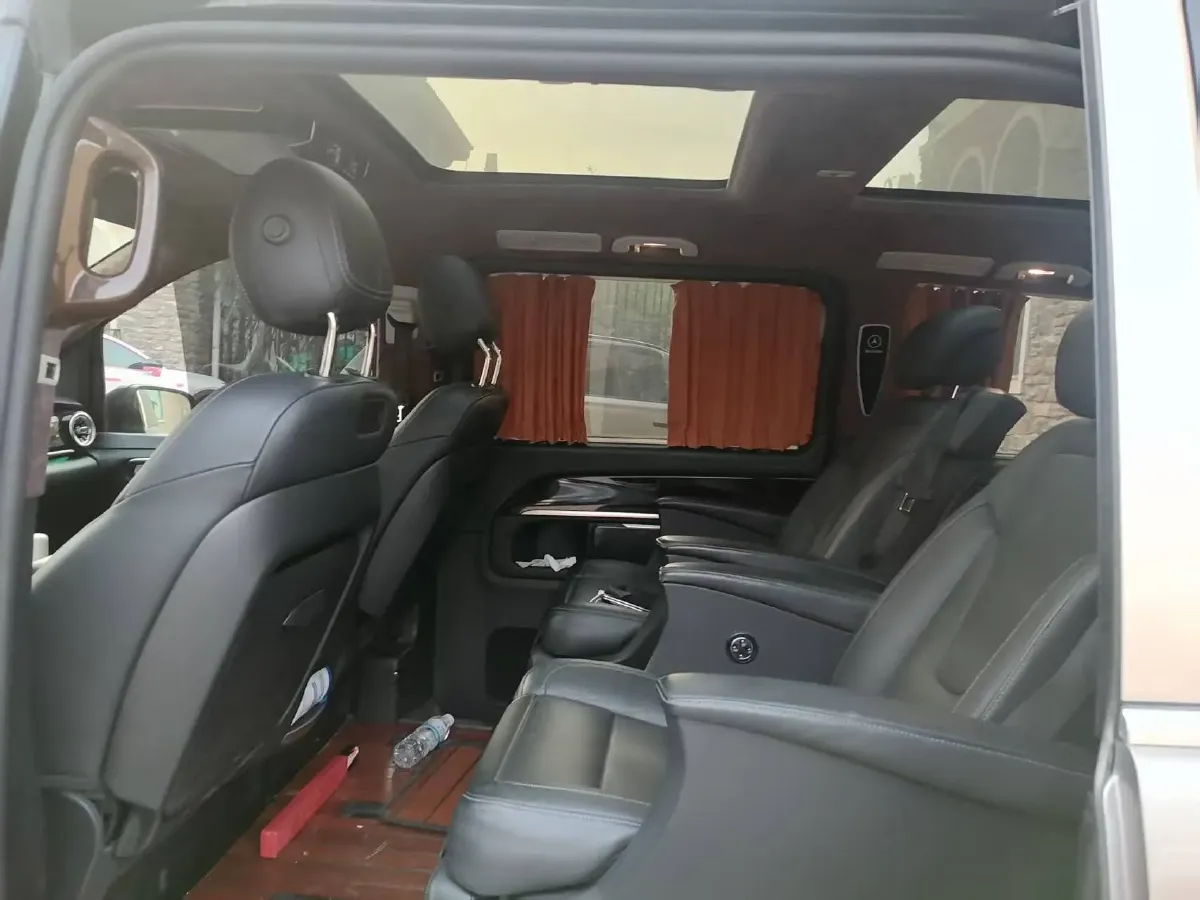 2018 Mercedes-Benz V Class 2.0T 211HP L4 7AT,autocango,china used car exporter,china ev exporter,chinese used car exporter,chinese used ev exporter