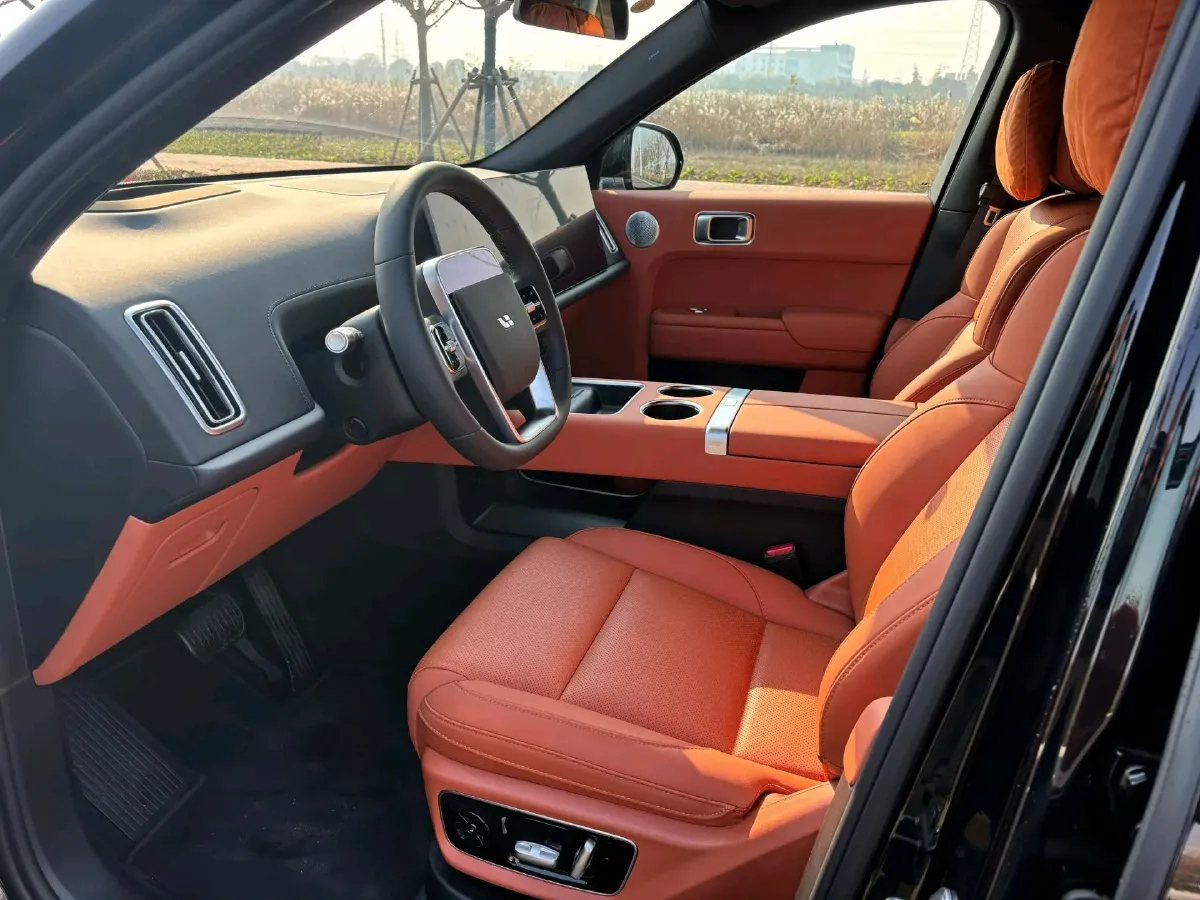 2025 Li L7 Range Extended 154HP REEV,autocango,china used car exporter,china ev exporter,chinese used car exporter,chinese used ev exporter