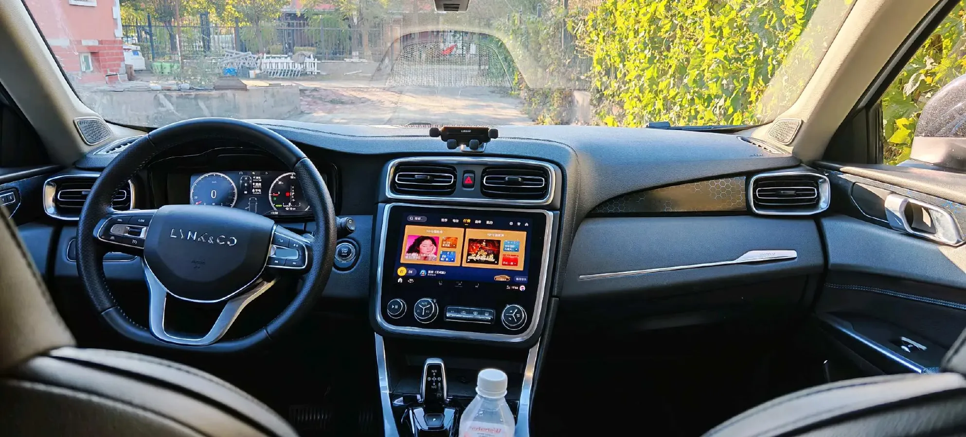 2018 LYNK&CO 01 EM-P 1.5T 180HP L3 7DCT PHEV 9.4KWH,autocango,china used car exporter,china ev exporter,chinese used car exporter,chinese used ev exporter