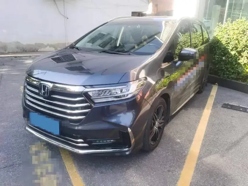 2022 Honda Odyssey 2.0L 146HP L4 E-CVT Hybrid