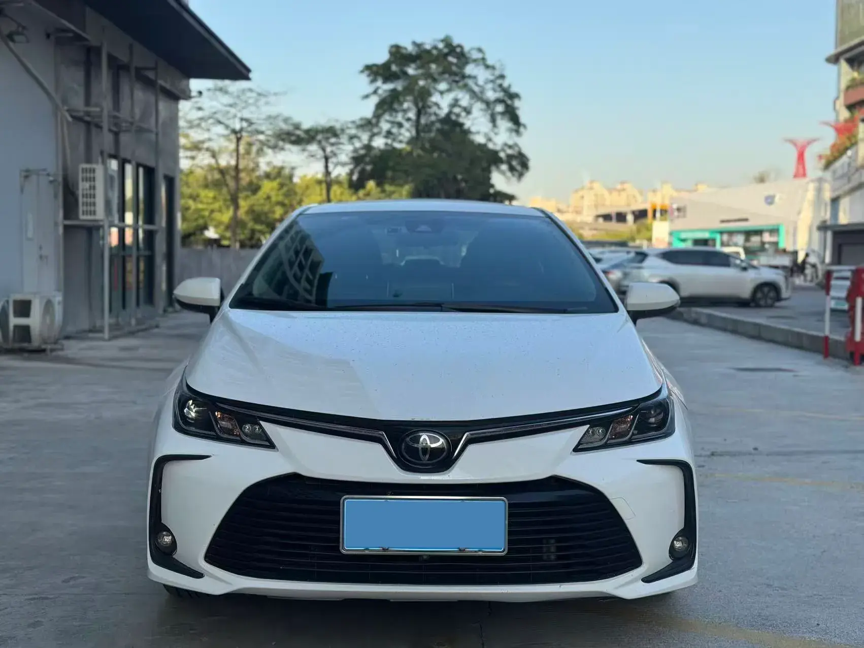 2021 TOYOTA COROLLA thumbnail 2