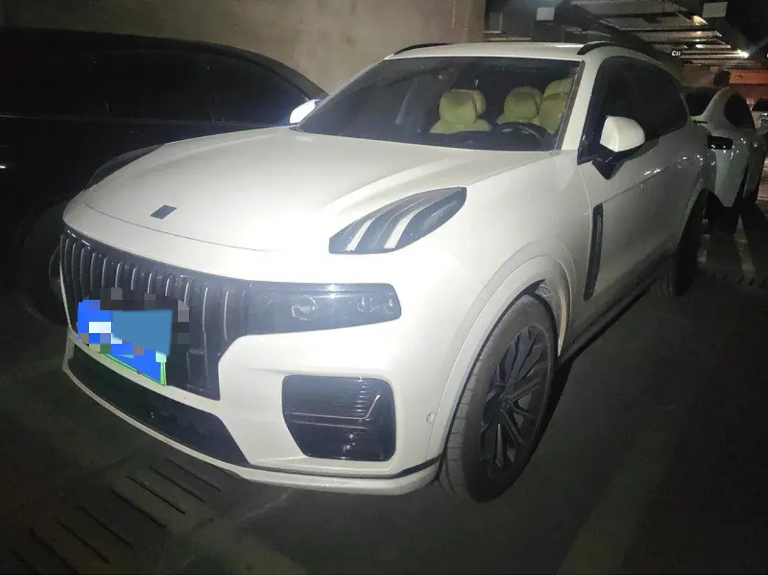 2024 LYNK&CO 09 EM-P 2.0T 254HP L4 3DHT PHEV 40.1KWH