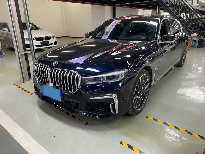 2019 BMW 7 Series 3.0T 340HP L6 8AT