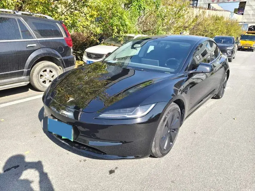 2023 TESLA MODEL view 1