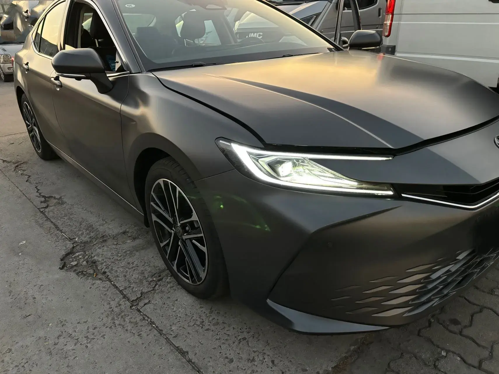 2023 TOYOTA CAMRY thumbnail 2
