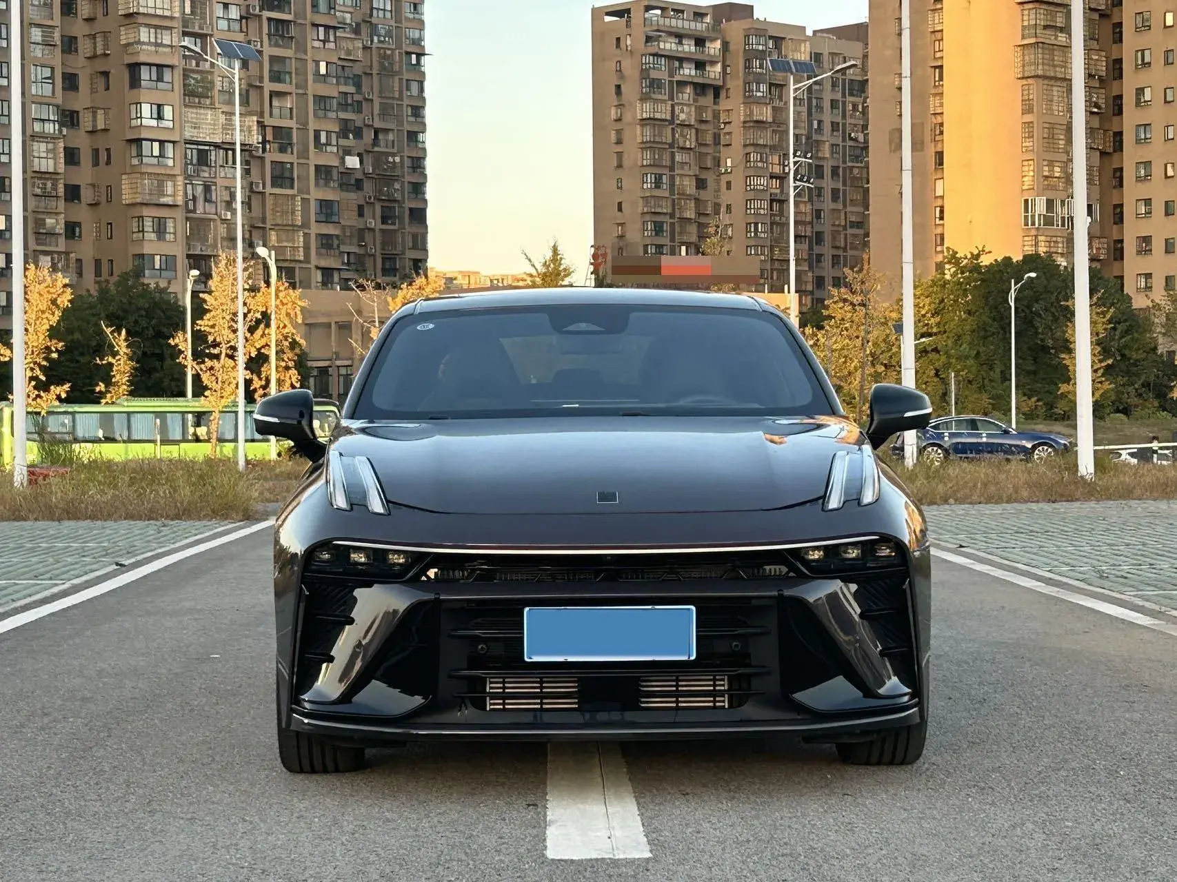 2025 LYNK&CO 03 thumbnail 2