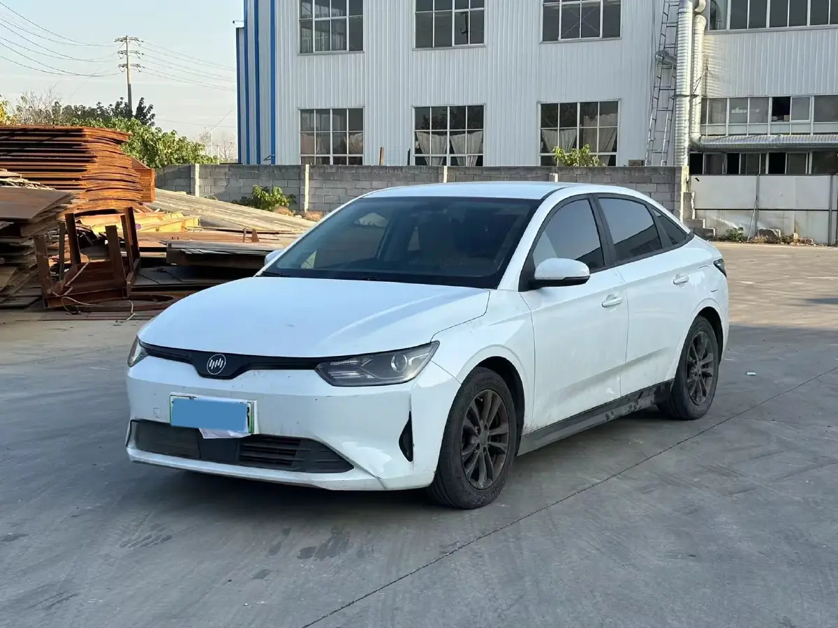 2021 Weltmeister E.5 BEV 58.589KWH