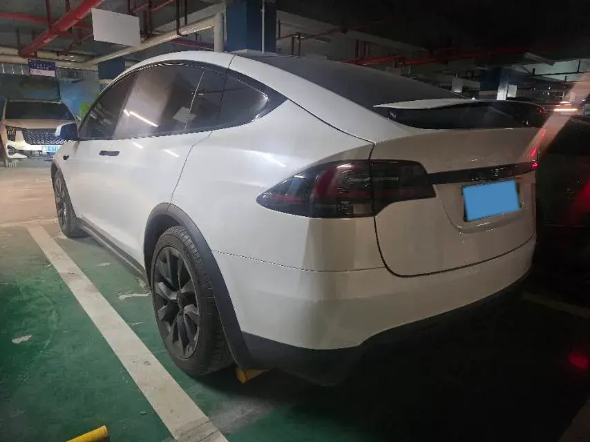 2023 TESLA MODEL thumbnail 2