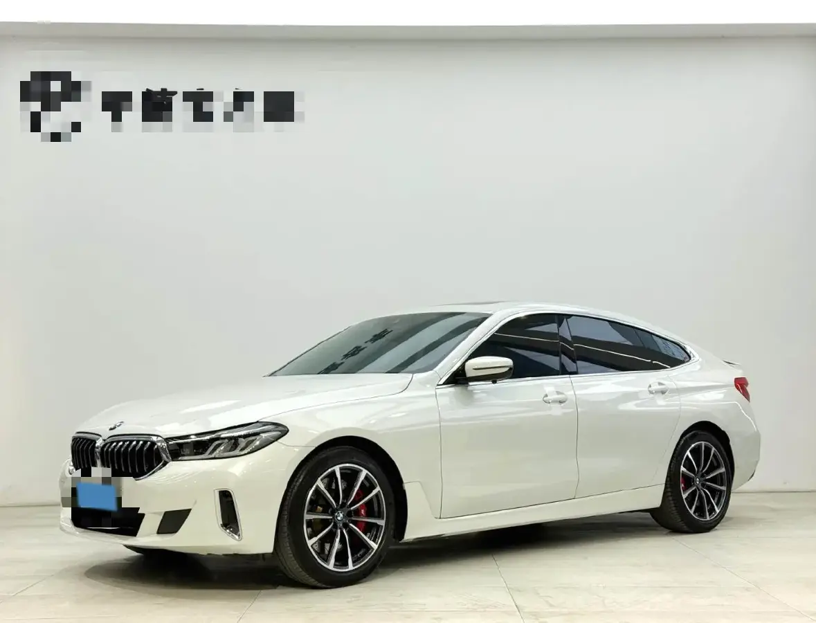 2022 BMW 6 Series GT 2.0T 245HP L4 8AT