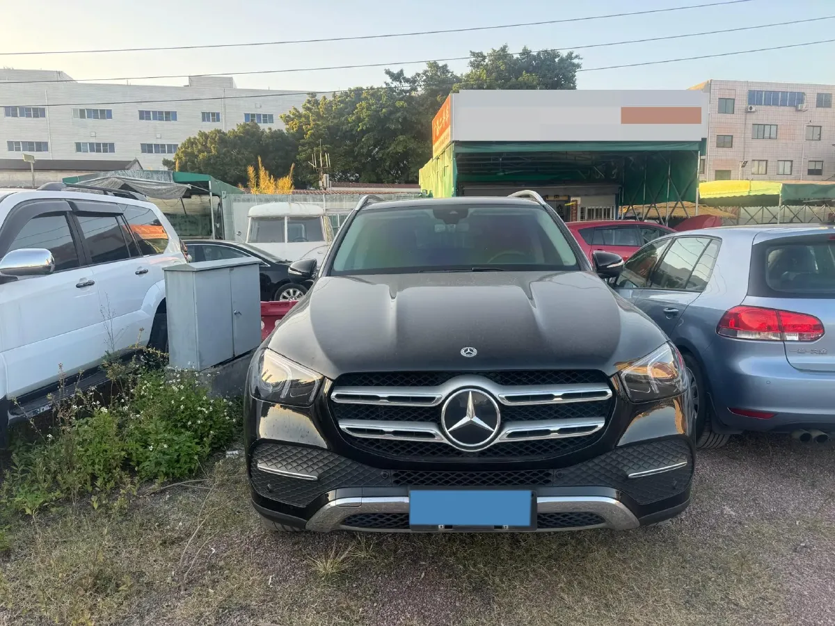 2022 Mercedes-Benz GLE Class 2.0T 258HP L4 9AT,autocango,china used car exporter,china ev exporter,chinese used car exporter,chinese used ev exporter