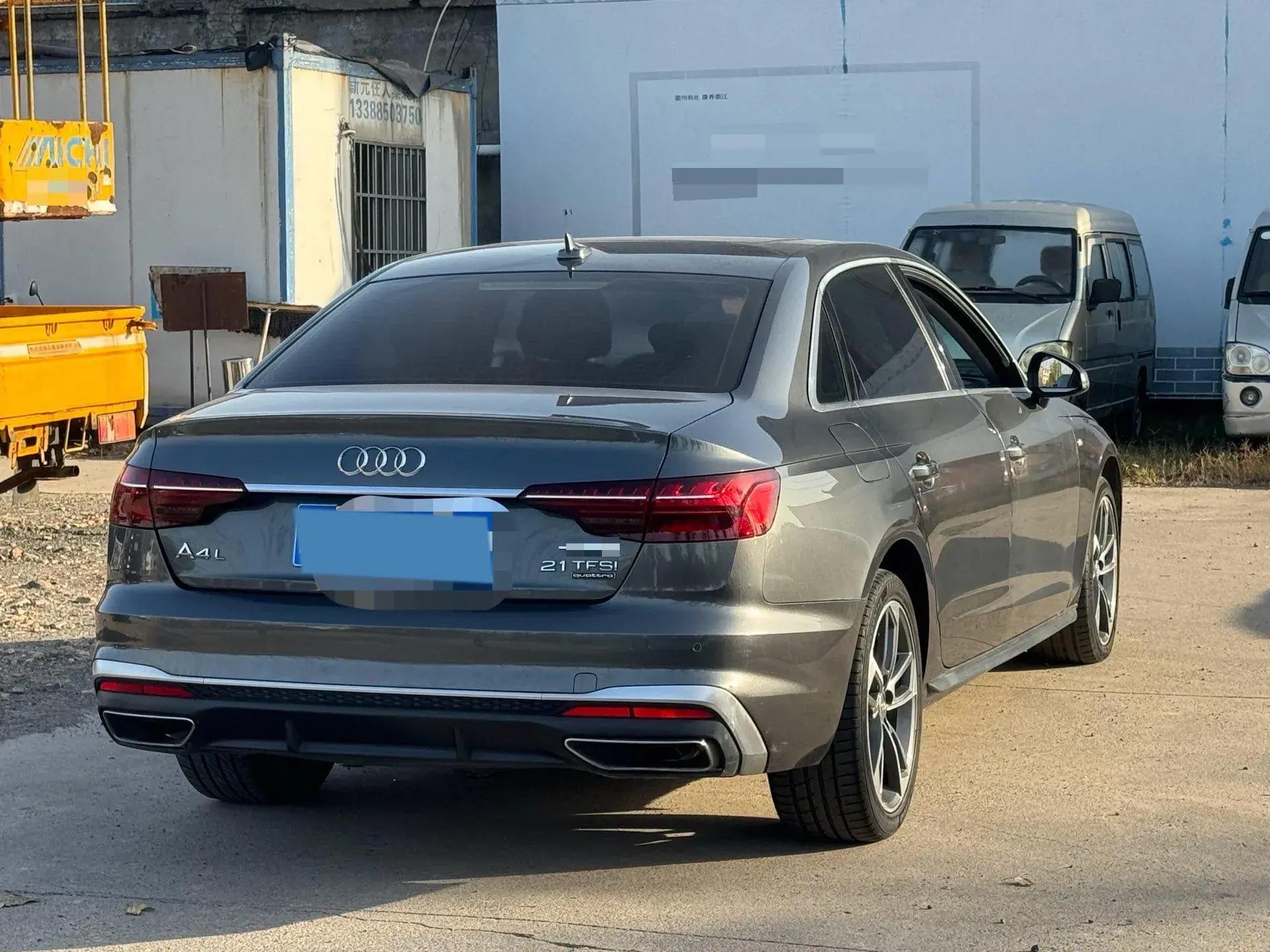 2020 AUDI A4L thumbnail 3