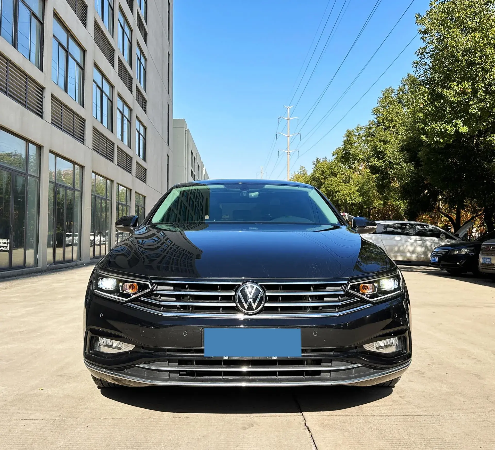 2021 VOLKSWAGEN MAGOTAN thumbnail 2