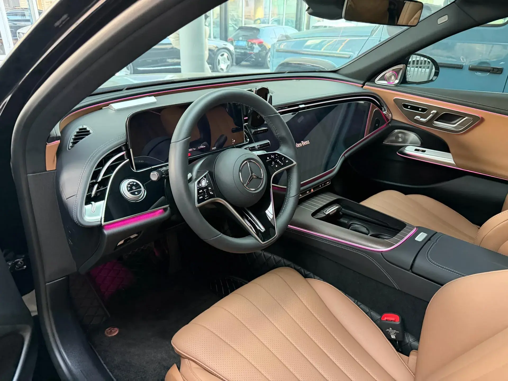 2025 MERCEDES-BENZ E thumbnail 2