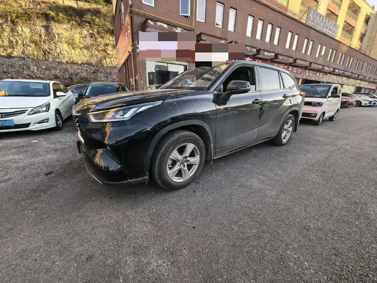 2024 Toyota Highlander 2.5L 189HP L4 E-CVT Hybrid