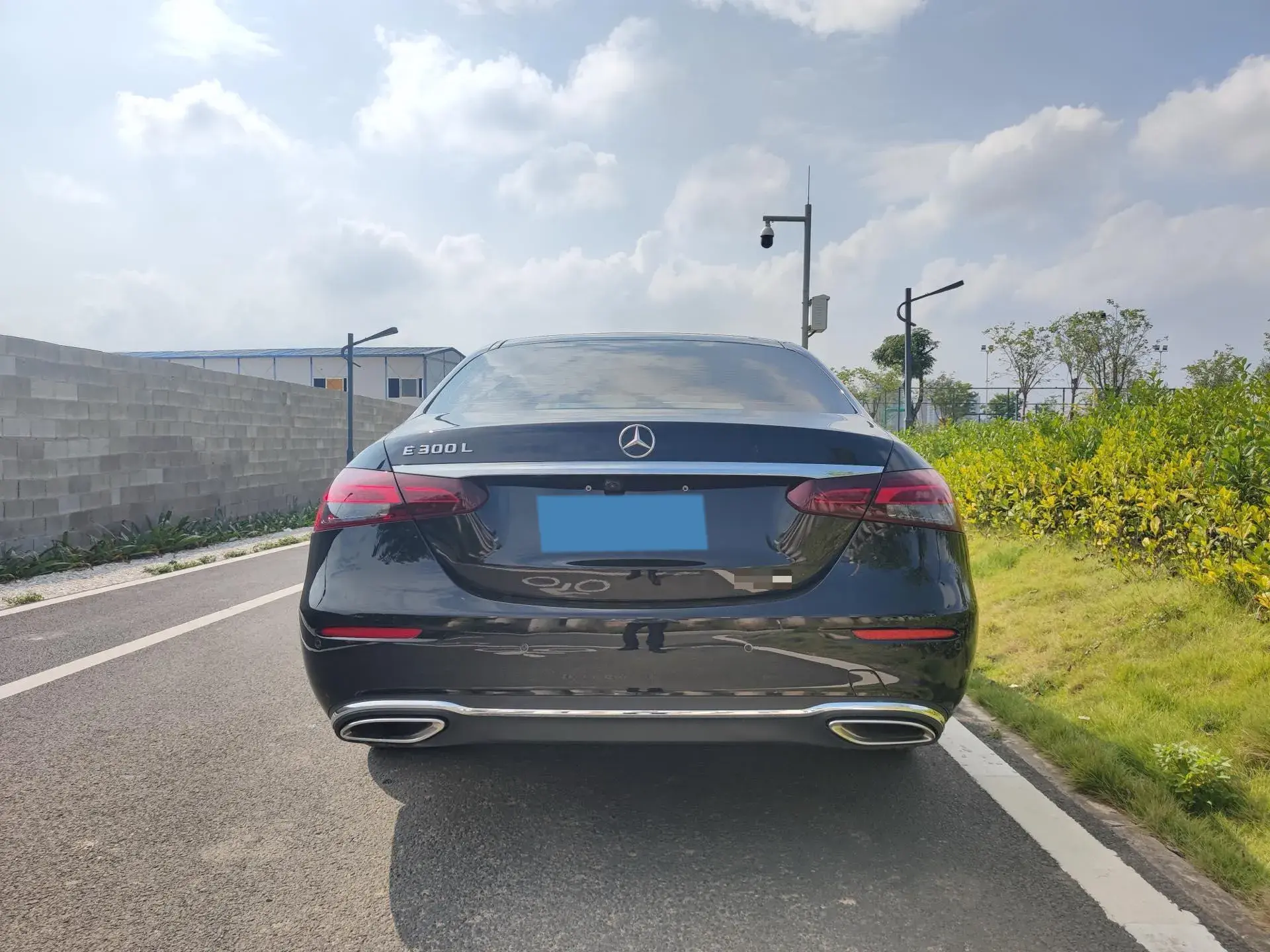 2021 MERCEDES-BENZ E thumbnail 3