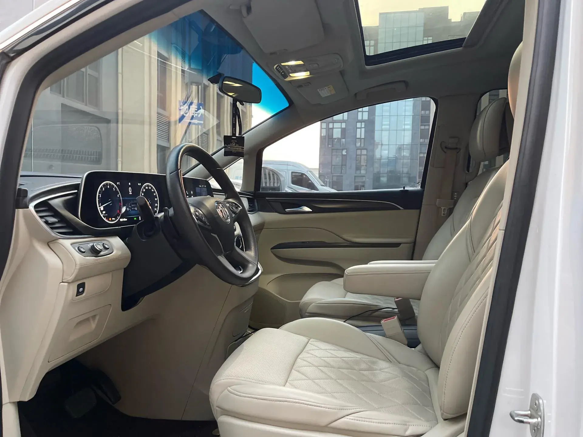 2022 BUICK GL8 thumbnail 4