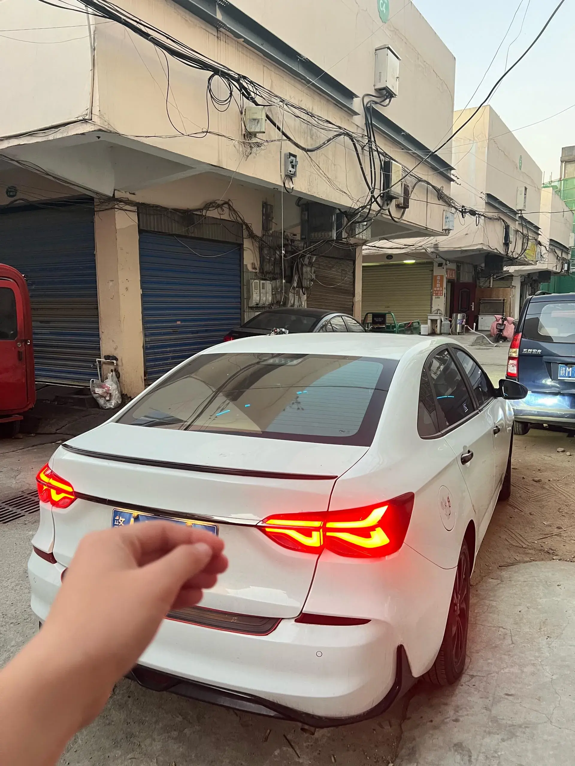 2022 CHEVROLET MONZA thumbnail 4