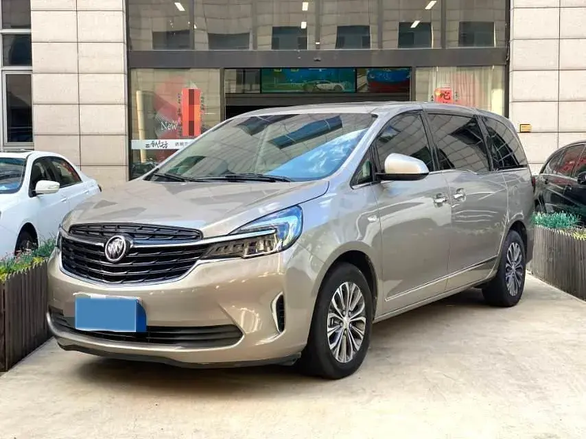 2022 BUICK GL8 view 1