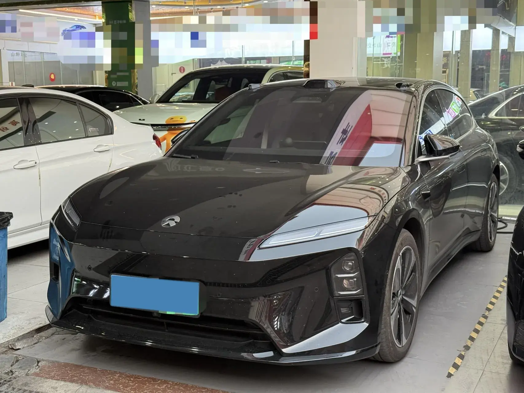 2025 NIO ET5T view 1