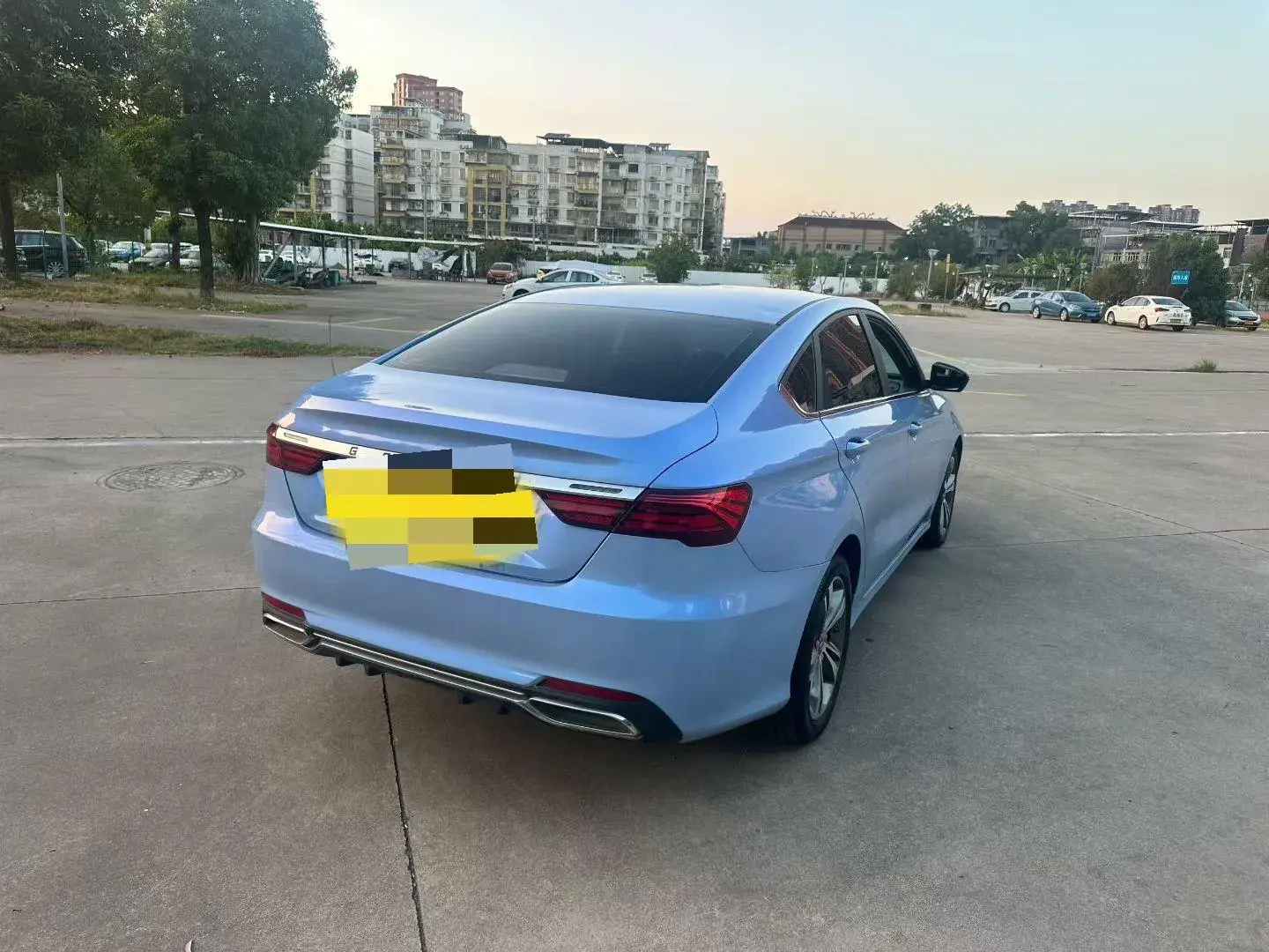 2019 GEELY COOLRAY thumbnail 2