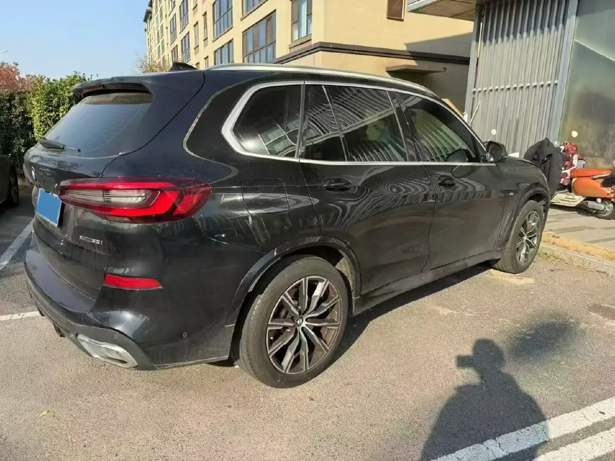 2021 BMW X5 2.0T 265HP L4 8AT,autocango,china used car exporter,china ev exporter,chinese used car exporter,chinese used ev exporter