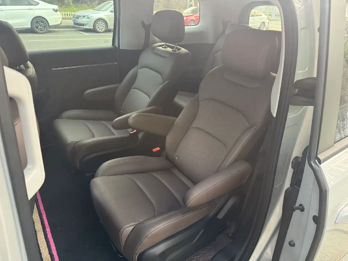 2025 WuLing XingGuang 730 EV BEV,autocango,china used car exporter,china ev exporter,chinese used car exporter,chinese used ev exporter