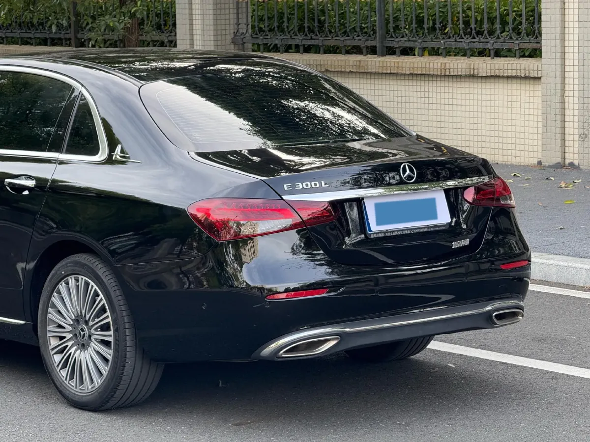 2023 Mercedes-Benz E Class 2.0T 258HP L4 9AT,autocango,china used car exporter,china ev exporter,chinese used car exporter,chinese used ev exporter