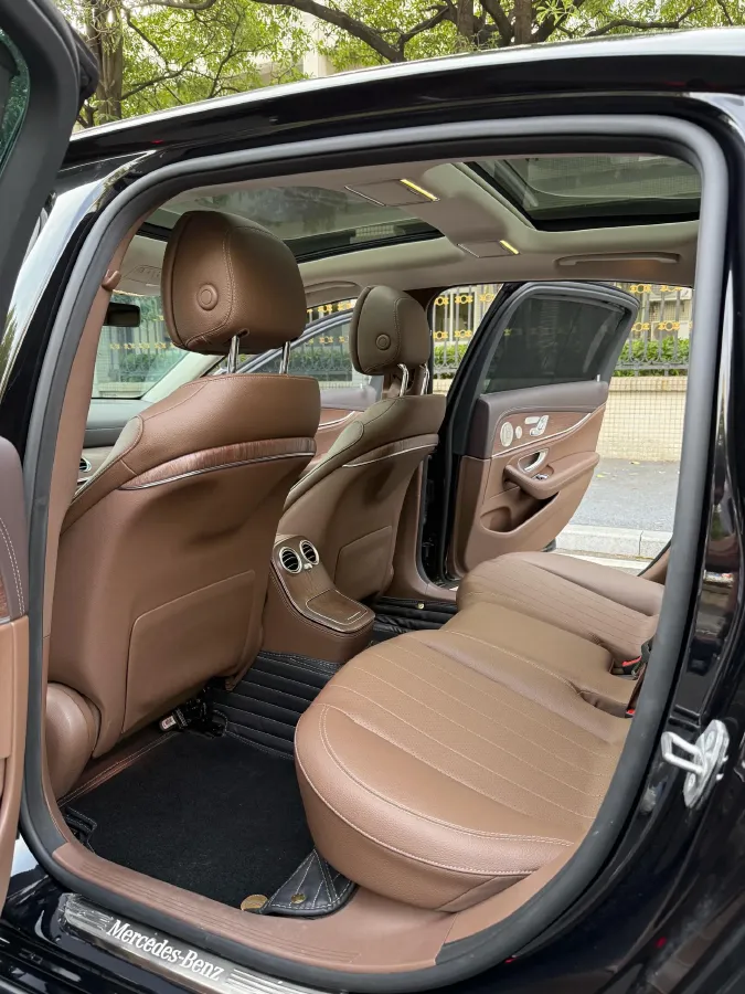 2023 Mercedes-Benz E Class 2.0T 258HP L4 9AT,autocango,china used car exporter,china ev exporter,chinese used car exporter,chinese used ev exporter