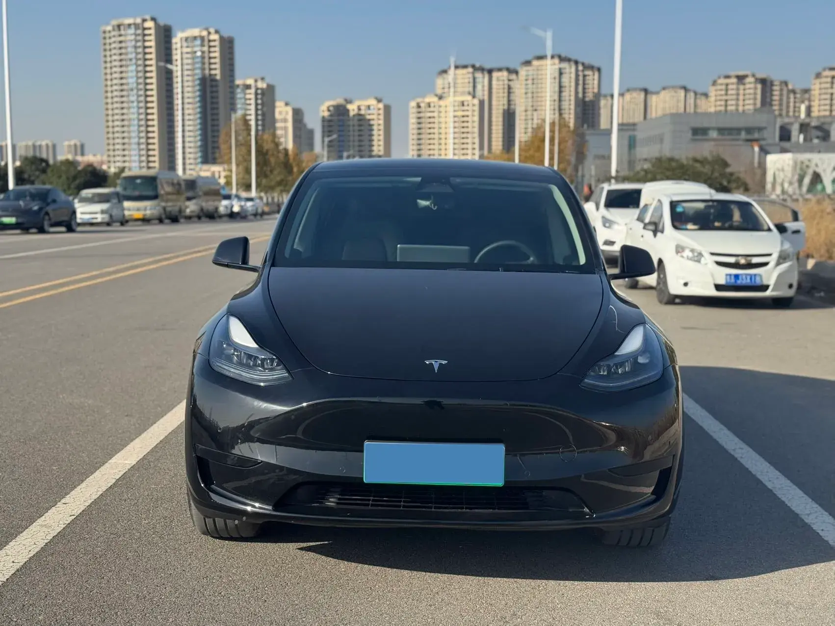 2023 TESLA MODEL thumbnail 2