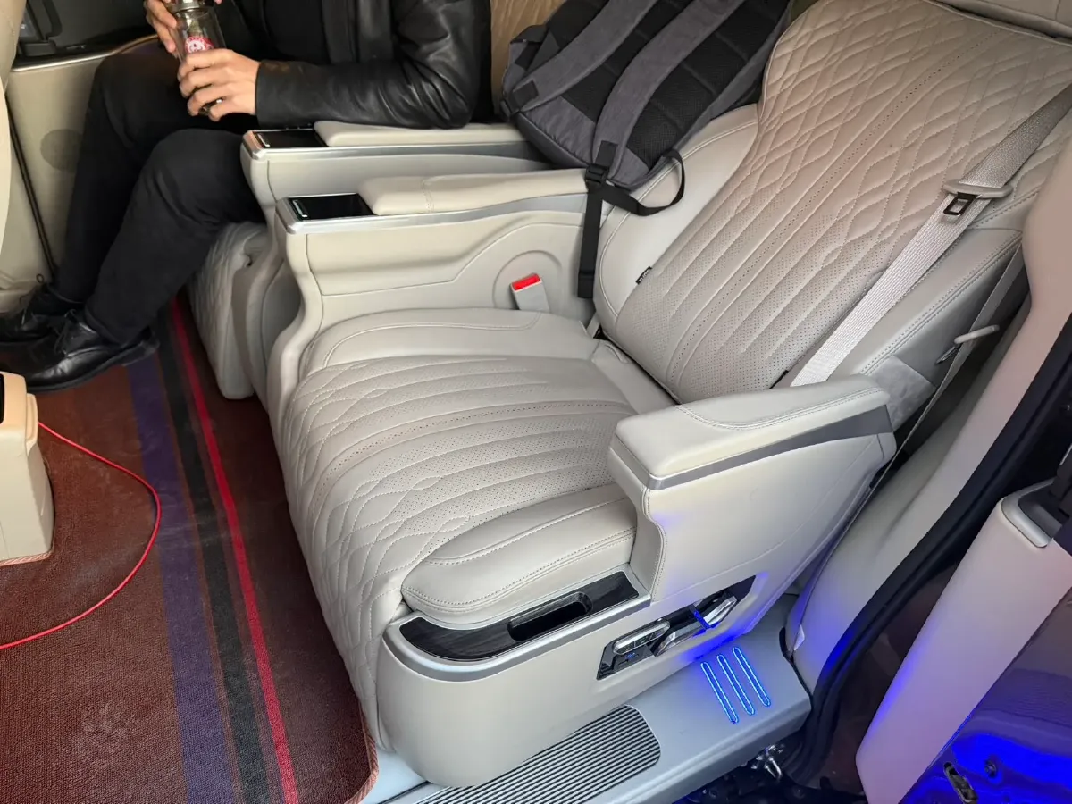 2018 Buick GL8 2.0T 260HP L4 6AT,autocango,china used car exporter,china ev exporter,chinese used car exporter,chinese used ev exporter