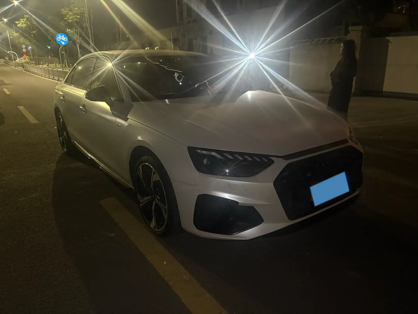 2024 AUDI A4L thumbnail 3