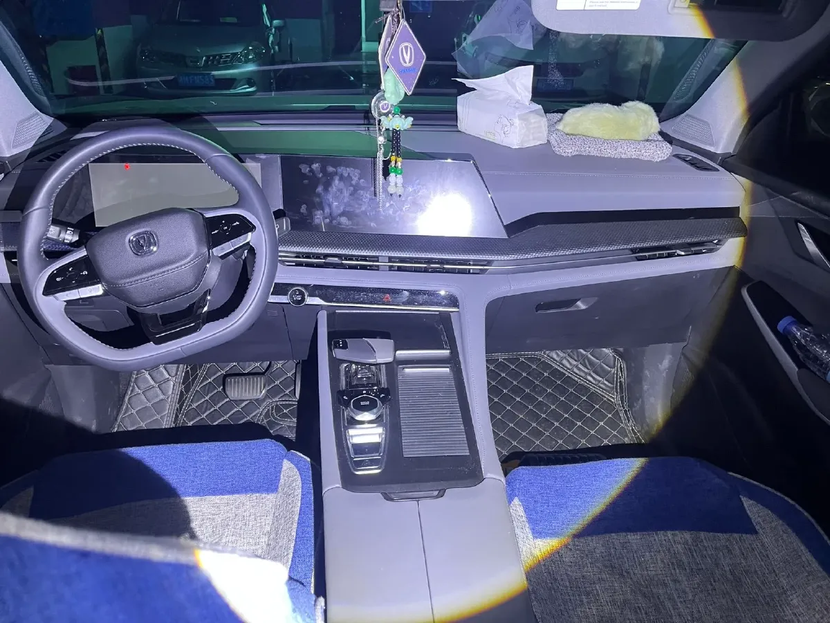 2022 ChangAn CS75 Plus 2.0T 233HP L4 8AT,autocango,china used car exporter,china ev exporter,chinese used car exporter,chinese used ev exporter