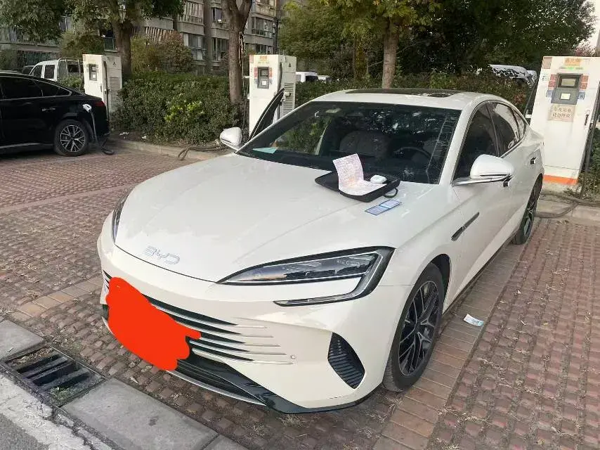 2025 BYD Seal07 DM-i 1.5L 101HP L4 E-CVT PHEV 17.6KWH