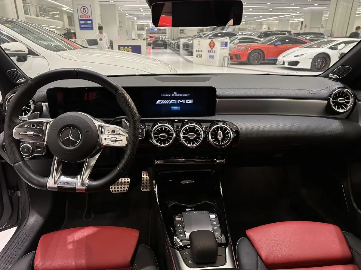 2020 Mercedes-Benz A AMG 2.0T 306HP L4 7DCT,autocango,china used car exporter,china ev exporter,chinese used car exporter,chinese used ev exporter