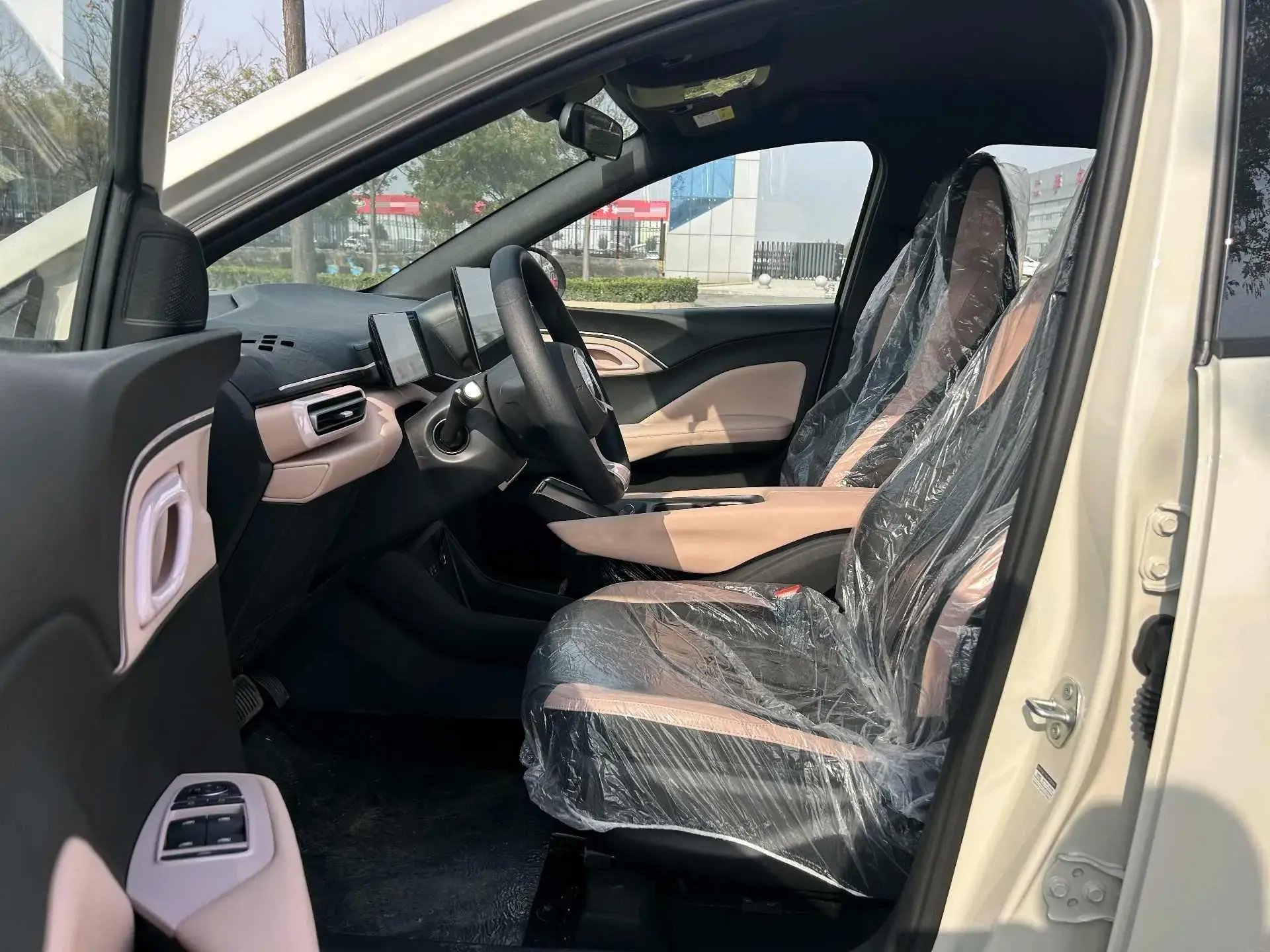 2025 BYD SEAGULL thumbnail 2