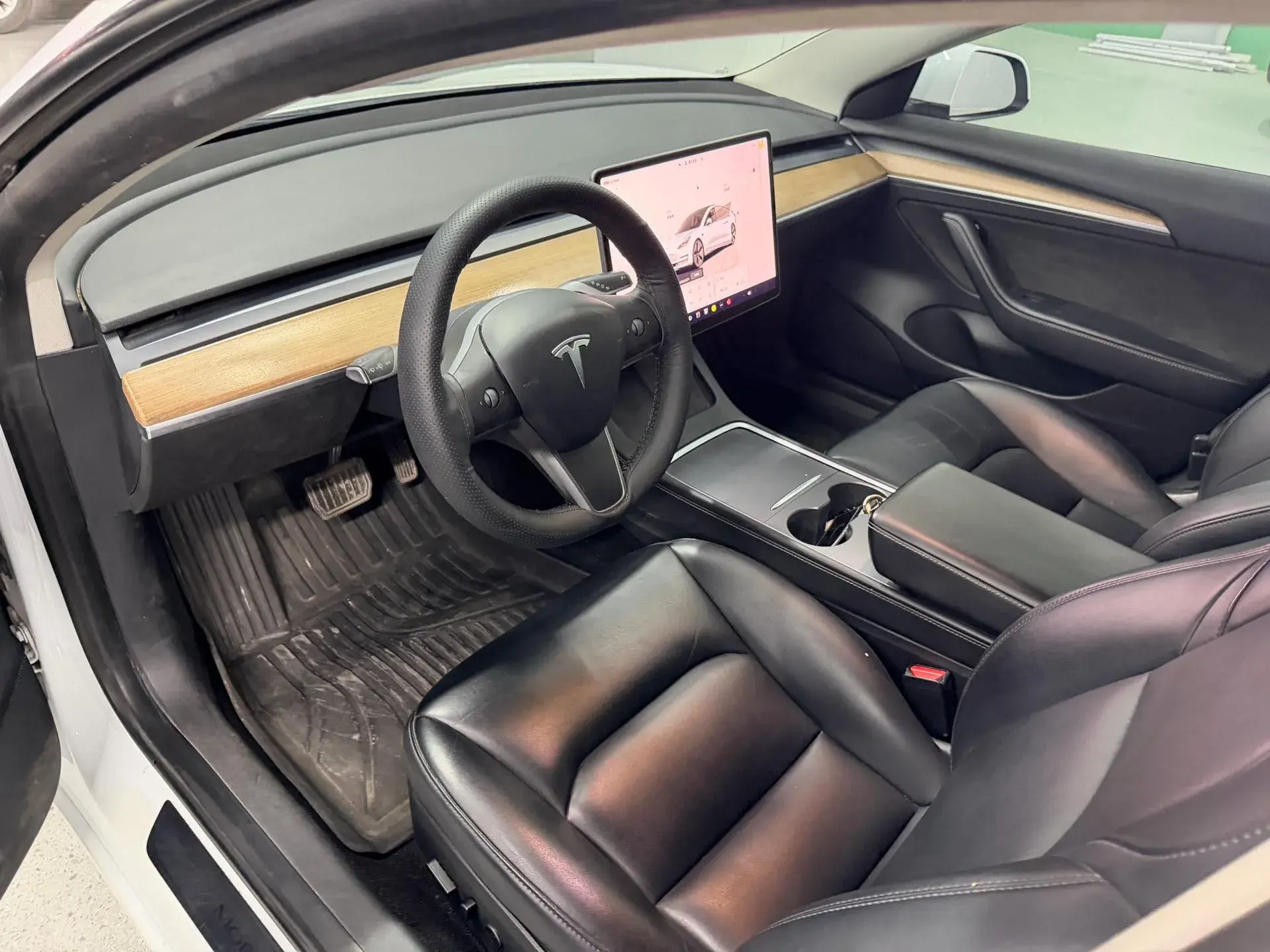 2022 TESLA MODEL thumbnail 2