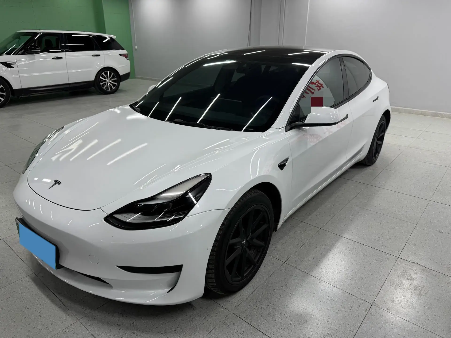2022 TESLA MODEL view 1