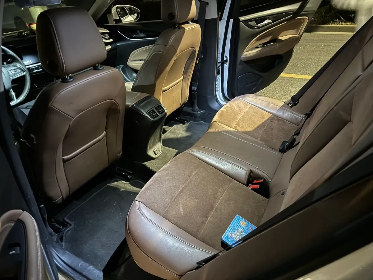 2022 Buick Regal 1.5T 169HP L4 9AT,autocango,china used car exporter,china ev exporter,chinese used car exporter,chinese used ev exporter