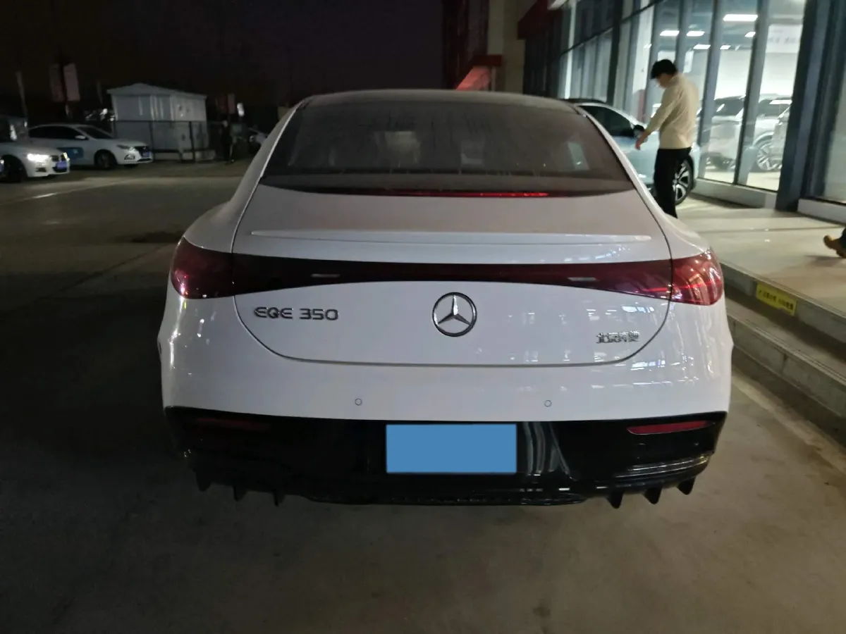 2022 Mercedes-Benz EQE Class BEV 96.1KWH,autocango,china used car exporter,china ev exporter,chinese used car exporter,chinese used ev exporter